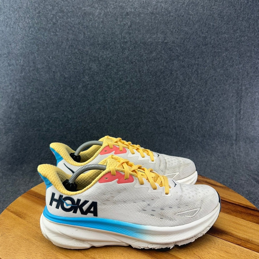 Hoka One One Clifton 9 White Running Shoes Sneaker 1127896BSW Women's Size 7.5B